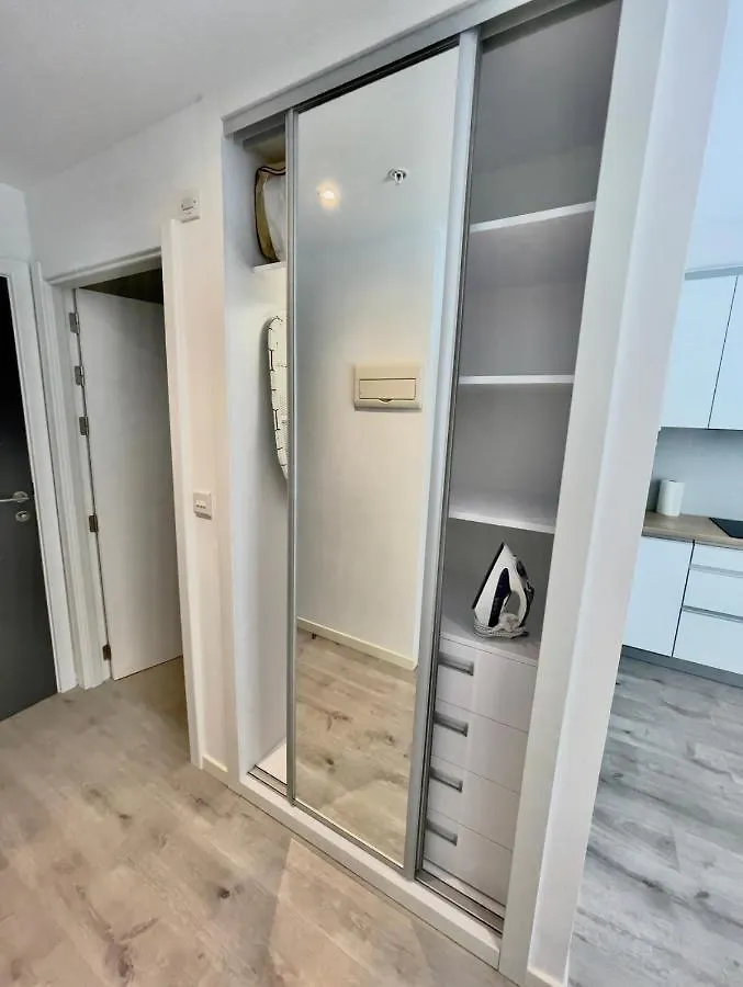 Holiday Studio Apartment Near The Beach And City Centre Gibraltar