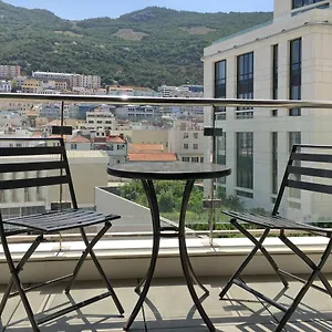 Apartment Luxurious With Pool, Gibraltar
